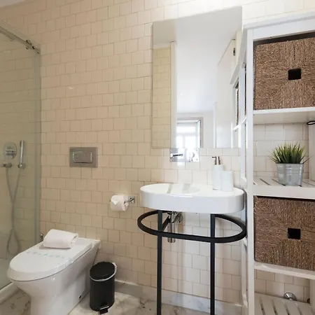 Apartamento Duplex Wonder In Sé W/ Patio By Lovelystay