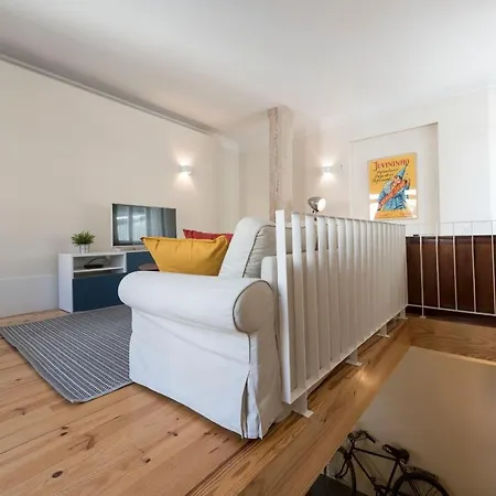 Apartamento Duplex Wonder In Sé W/ Patio By Lovelystay Oporto