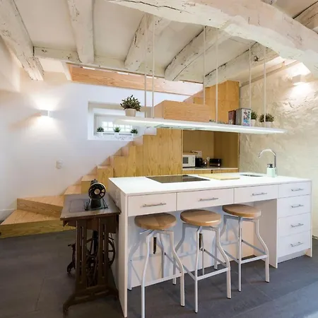 Apartamento Duplex Wonder In Sé W/ Patio By Lovelystay Oporto